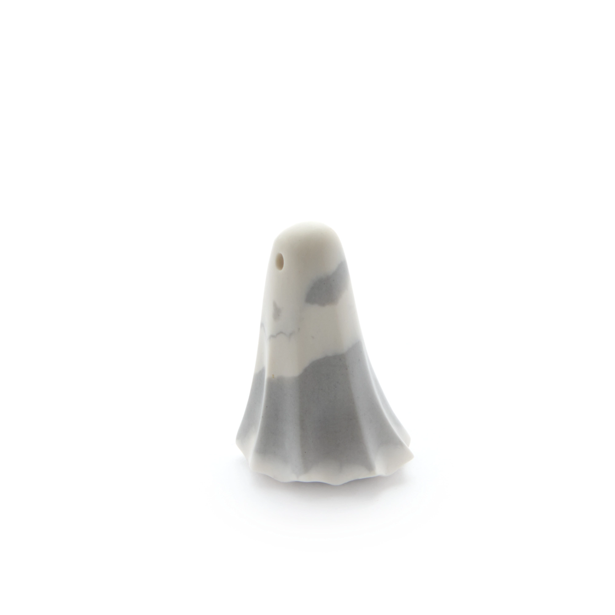 Aurelith HG-0005-05-26 Spectre ghost right view, Grey & White form from Moonlit Hall, House of Ghosts archive record