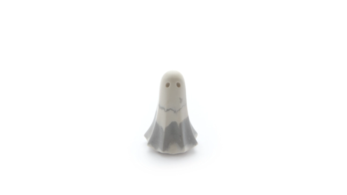 Aurelith HG-0005-05-26 Spectre ghost figurine, Grey & White floating form from Moonlit Hall, House of Ghosts