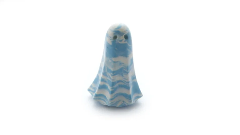 Iskareth HG-0030-06-26 Spectre ghost figurine, Blue & White floating form from Frosted Conservatory, House of Ghosts