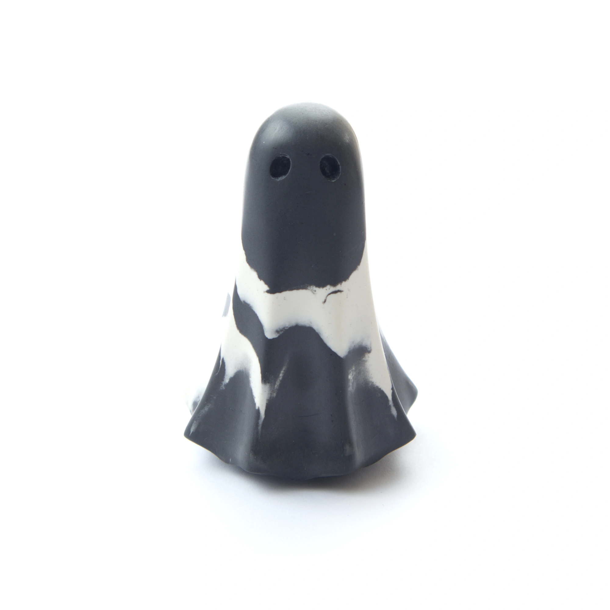 Vaelrune HG—0001-05-26 Spectre ghost front view, Black & White form from the Wanderers Gallery, House of Ghosts archive record