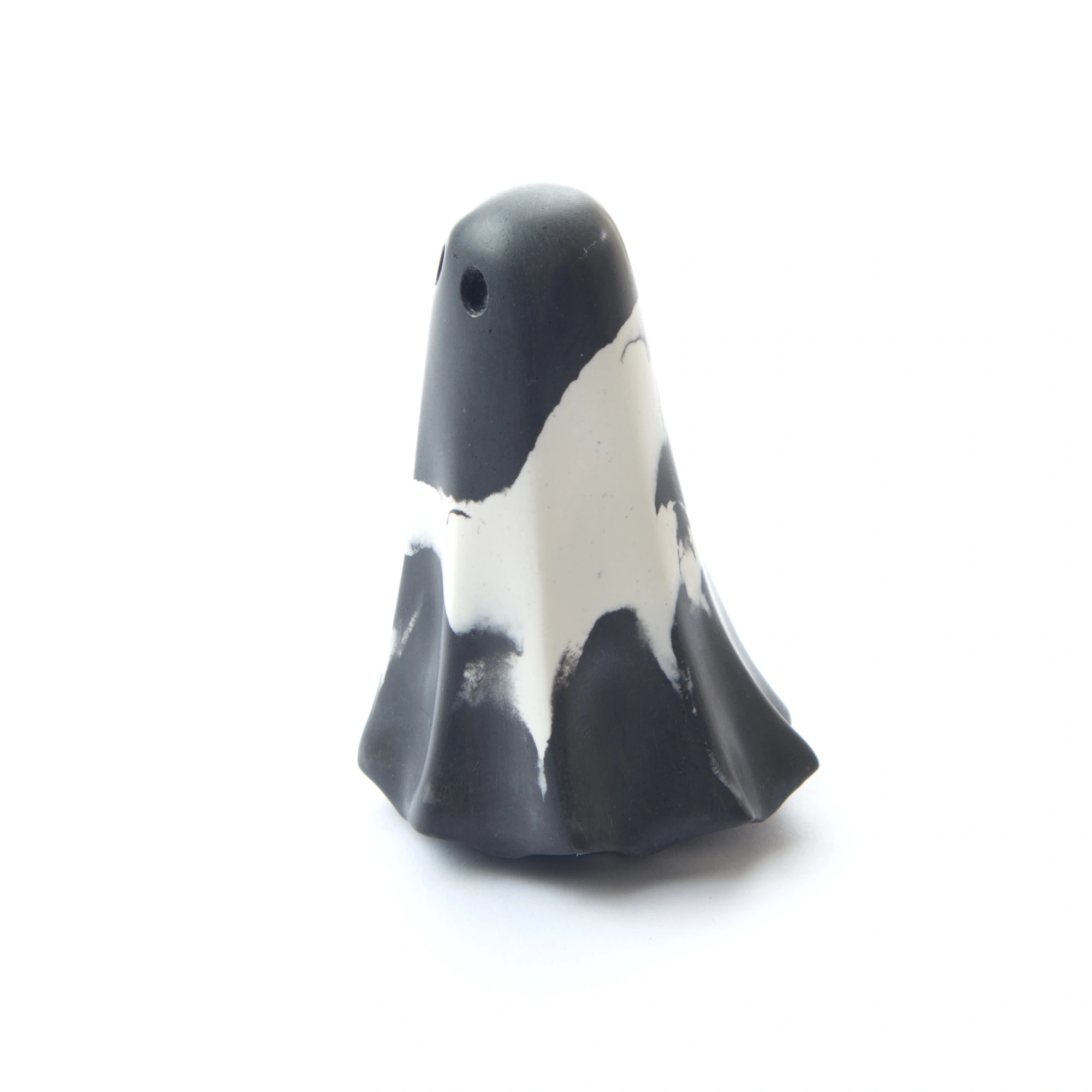 Vaelrune HG—0001-05-26 Spectre ghost right view, Black & White form from the Wanderers Gallery, House of Ghosts archive record